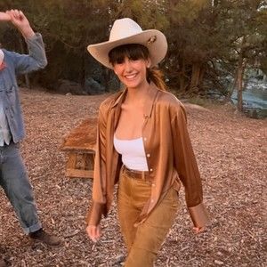 Meet your Posher, Peterson